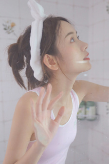 男人一边吻奶边挵进去免费软件